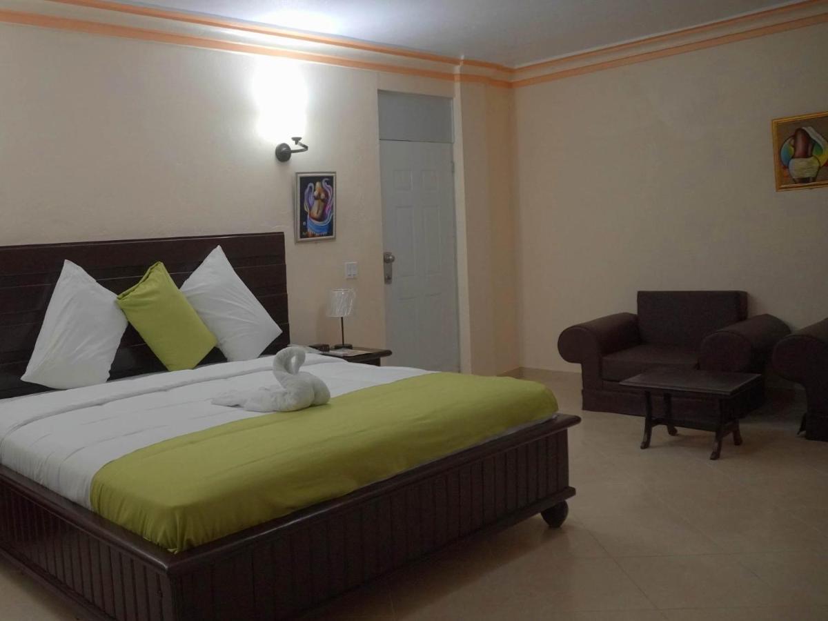 La Pepiniere Hotel Pétionville Eksteriør bilde