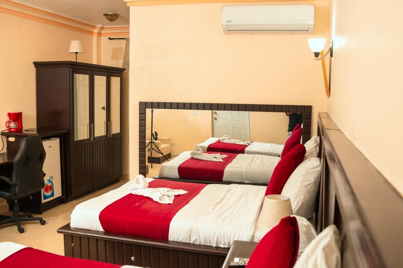 La Pepiniere Hotel Pétionville Eksteriør bilde